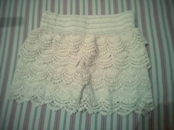 Short  de Renda - Tam 36 -