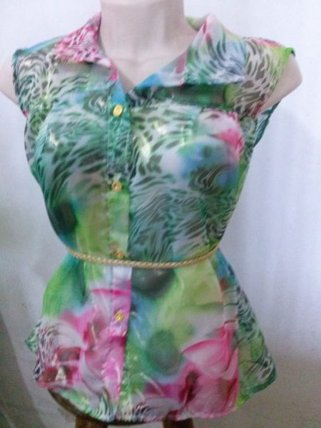Camiseta Fina - Estampa de Floral Verde -